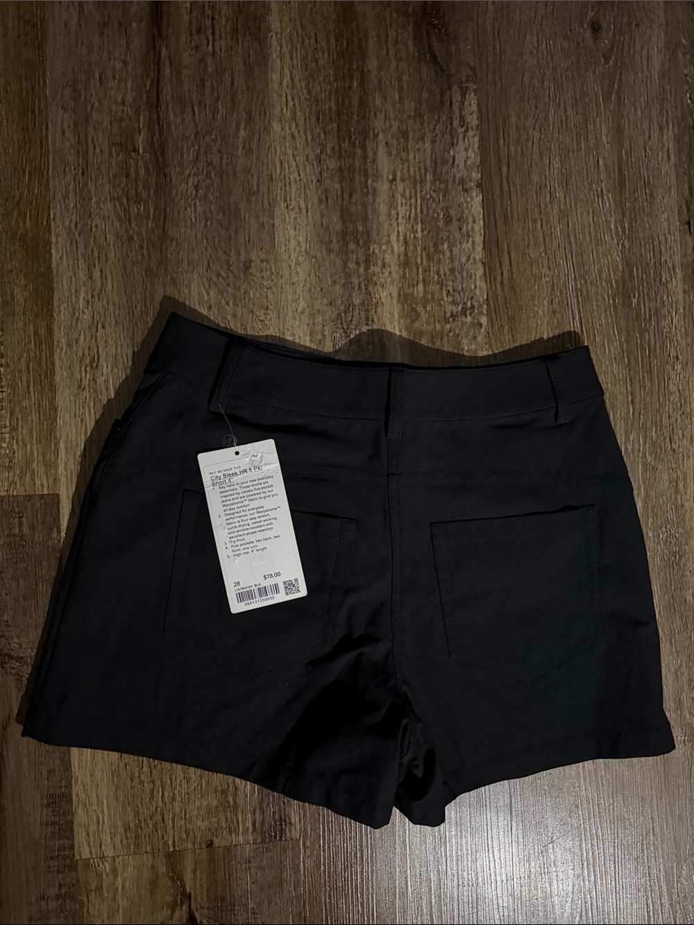 NWT Women's Black Lululemon  Shorts